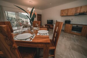 Apartment, 2 Bedrooms, Balcony | Interior