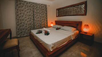 2 bedrooms