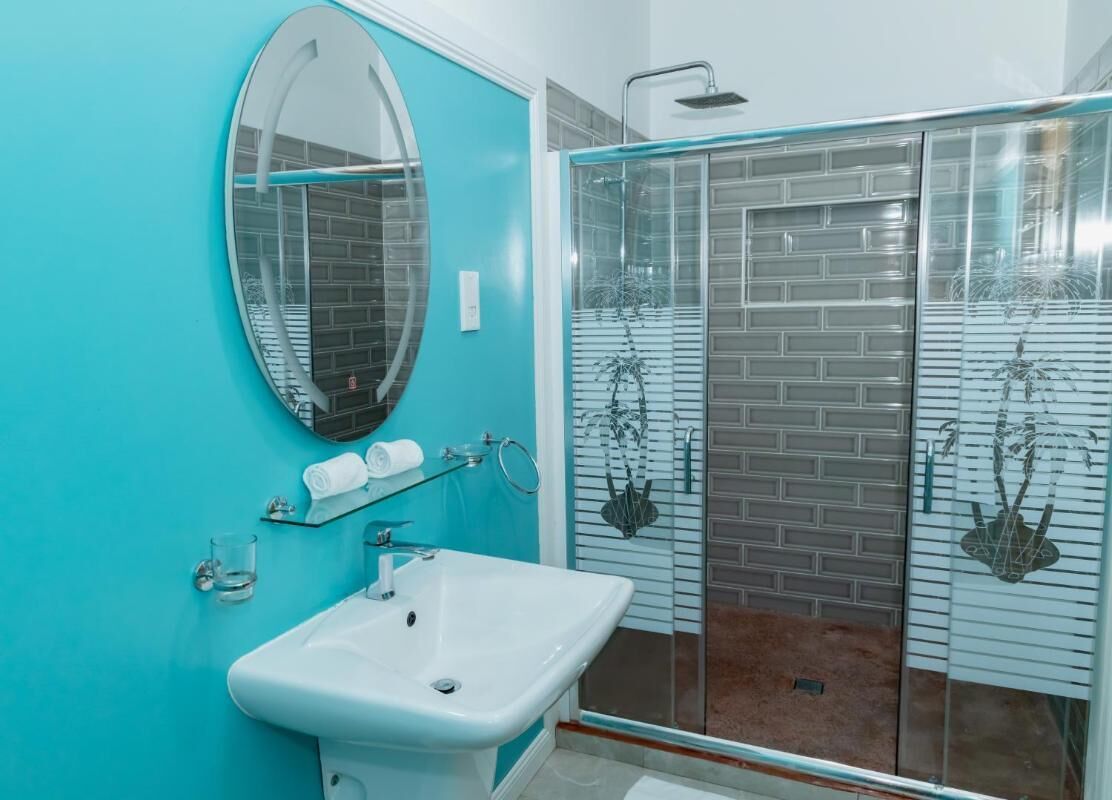 Apartment, 2 Bedrooms, Balcony | Bathroom