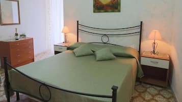 House, 2 Bedrooms, Accessible, Smoking | 2 bilik tidur