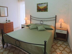 House, 2 Bedrooms, Accessible, Smoking | 2 bilik tidur 