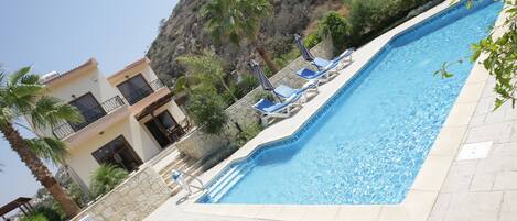 Alberca al aire libre