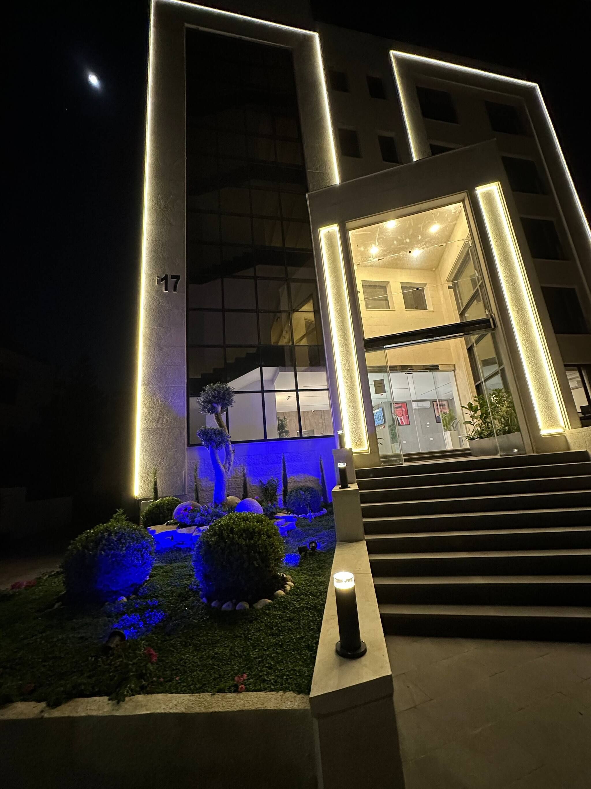 مدخل المنشأة