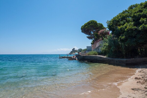 Apartment, 2 Bedrooms, Smoking, Balcony | Beach - 6- Lovely Apartment in Front of the sea (Santa Flavia)