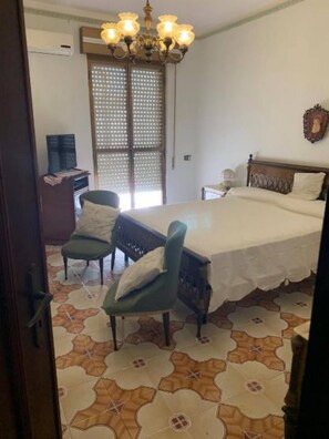 Apartment, 2 Schlafzimmer, Raucher, Balkon | 2 Schlafzimmer