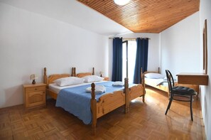 Huoneisto, 2 makuuhuonetta, tupakointi sallittu, parveke | 2 makuuhuonetta