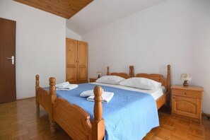 Apartamento, 2 habitaciones, fumadores, balcón | 2 dormitorios