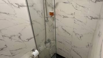 Appartement, 1 chambre, accessible aux personnes à mobilité réduite, fumeurs | Salle de bain