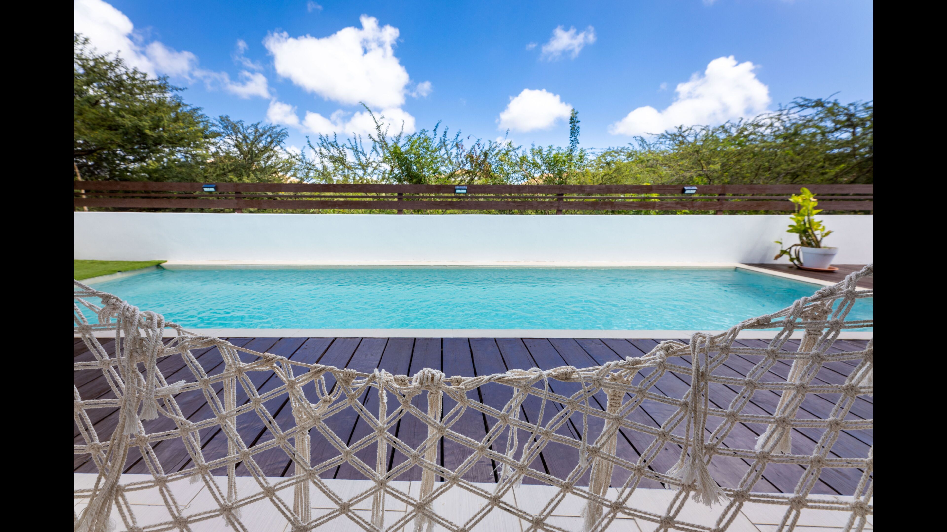 Appartement, 1 chambre, fumeur, balcon | Piscine | Piscine extérieure