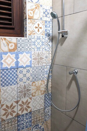 Apartment, 1 Bedroom, Smoking, Balcony | Bathroom - Ruby's Apartment Close to the Beach (Jan Thiel)