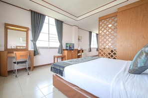 Super Deluxe Room | 1 bedroom, desk, free WiFi, bed sheets - Rattana Park Hotel (Phitsanulok)