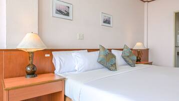 Deluxe Room | 1 bedroom, desk, free WiFi, bed sheets