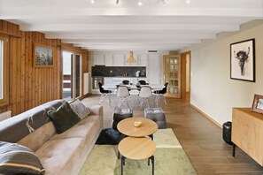 TV - Magnificent apartment in Thyon-les-Collons (Vex)