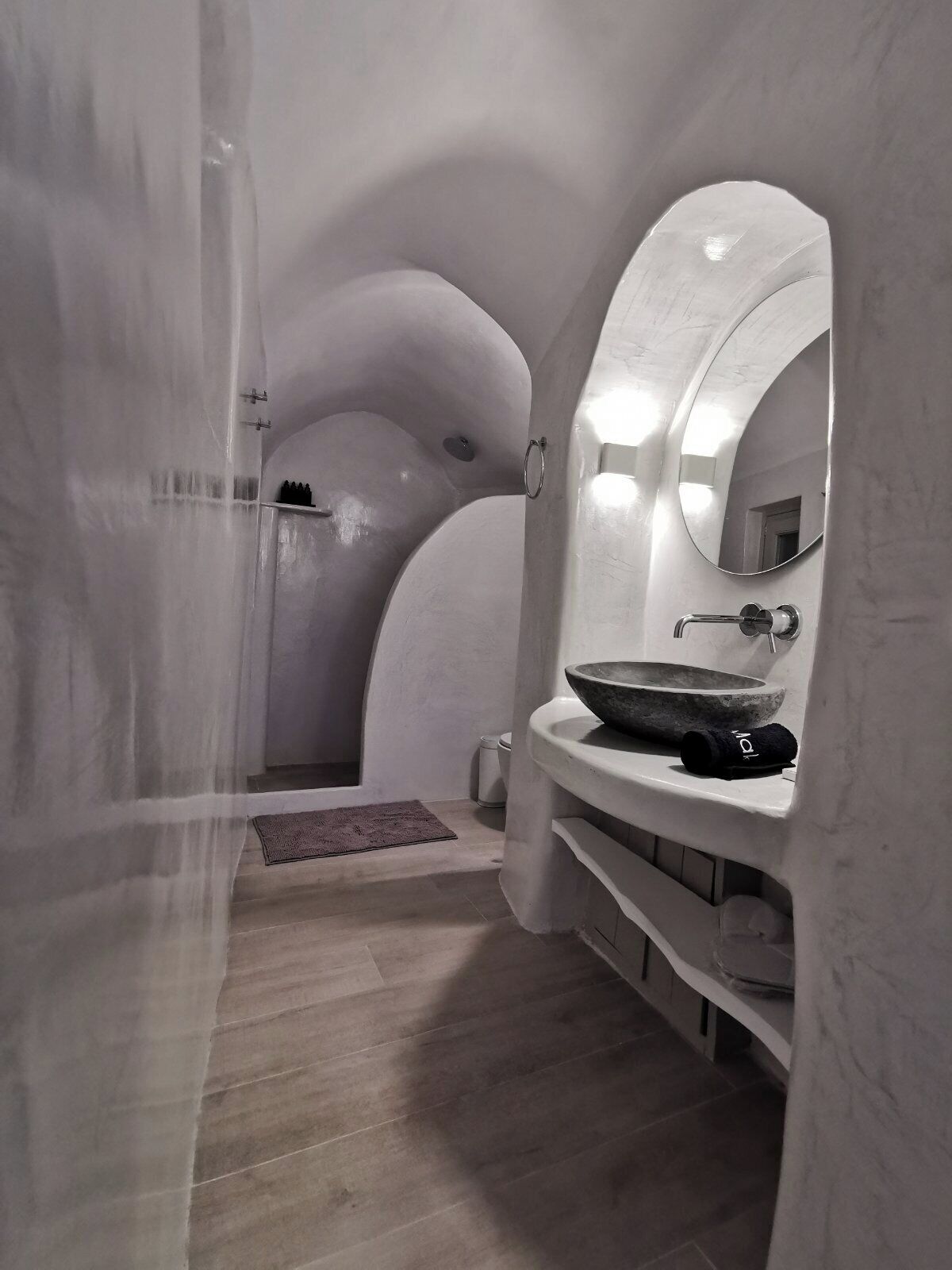 Departamento, 1 habitación, para fumadores, vista al jardín | Baño | Papel de baño 