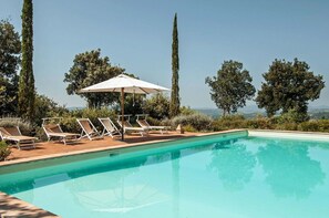 Pool - Stunning private villa for 18 guests with private pool, A/C, WIFI, TV and panoramic view (Montalcino)