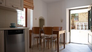 House, 1 Bedroom, Smoking, Terrace | Dining - "sifakis Gorgeous Stone House" (Gortyna)
