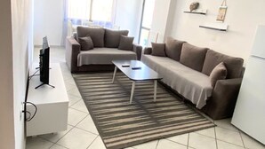 Unclassified image, 4 of 14, button - "apartment Next to the Beach Num001" (Durrës)