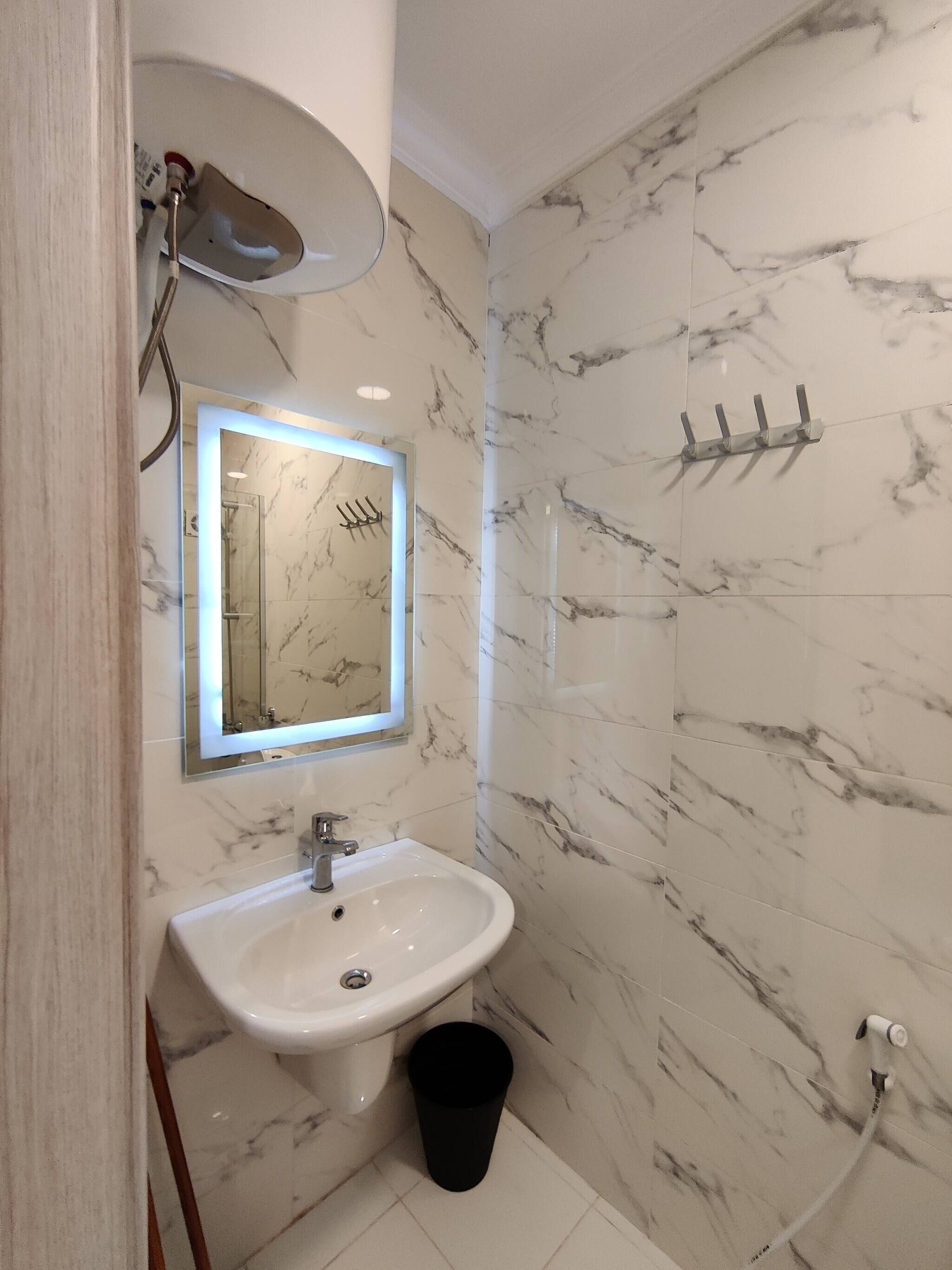 Apartment, 1 Bedroom, Accessible, Smoking | Bathroom