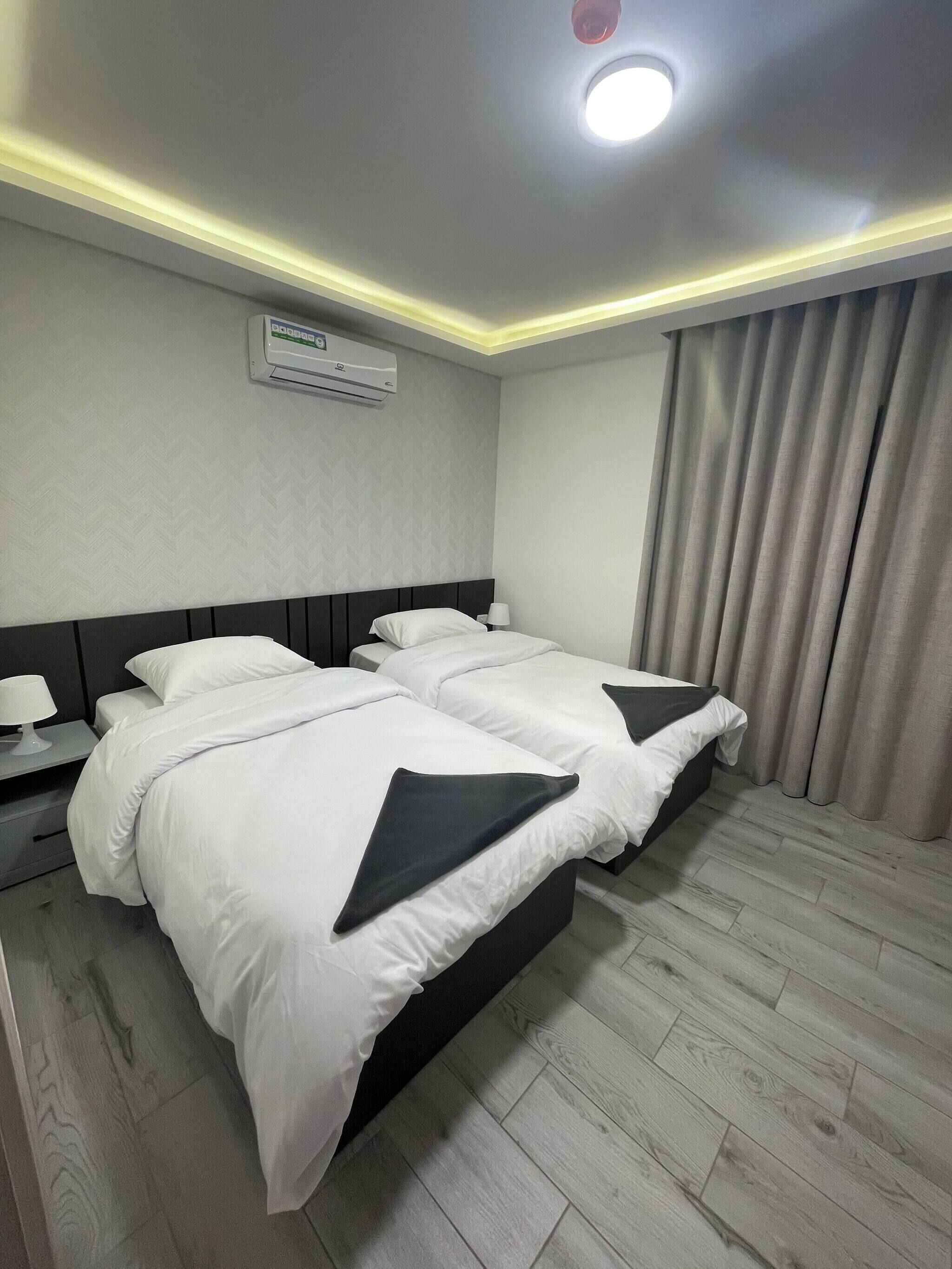 Apartment, 1 Bedroom, Accessible, Smoking | 2 bedrooms