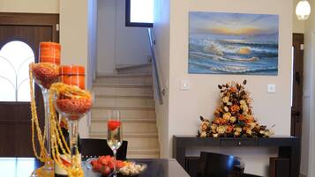 Villa, 3 Bedrooms, Private Pool, Ocean View | Dining room