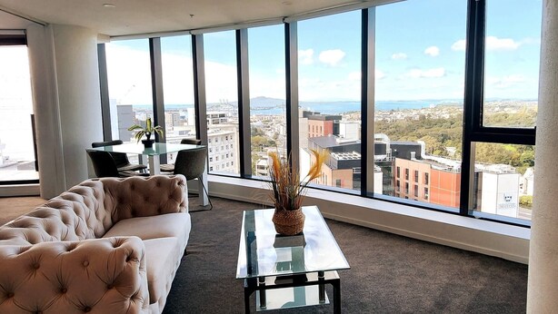 Living room - Sunny, Spacious And Magnificent Sea Views! (Auckland)