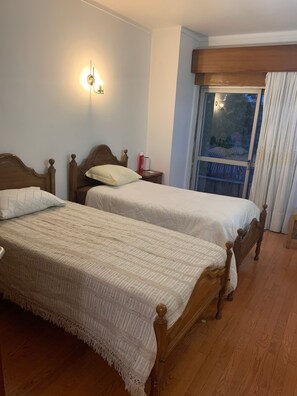 Shared Dormitory, 1 Bedroom, Balcony | 1 bedroom - Joes House Homestay (Ourem)