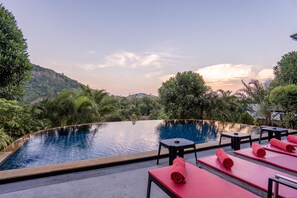 Exterior - Villa Nap Dau Crown Private Pool Villa Phuket (Chalong)