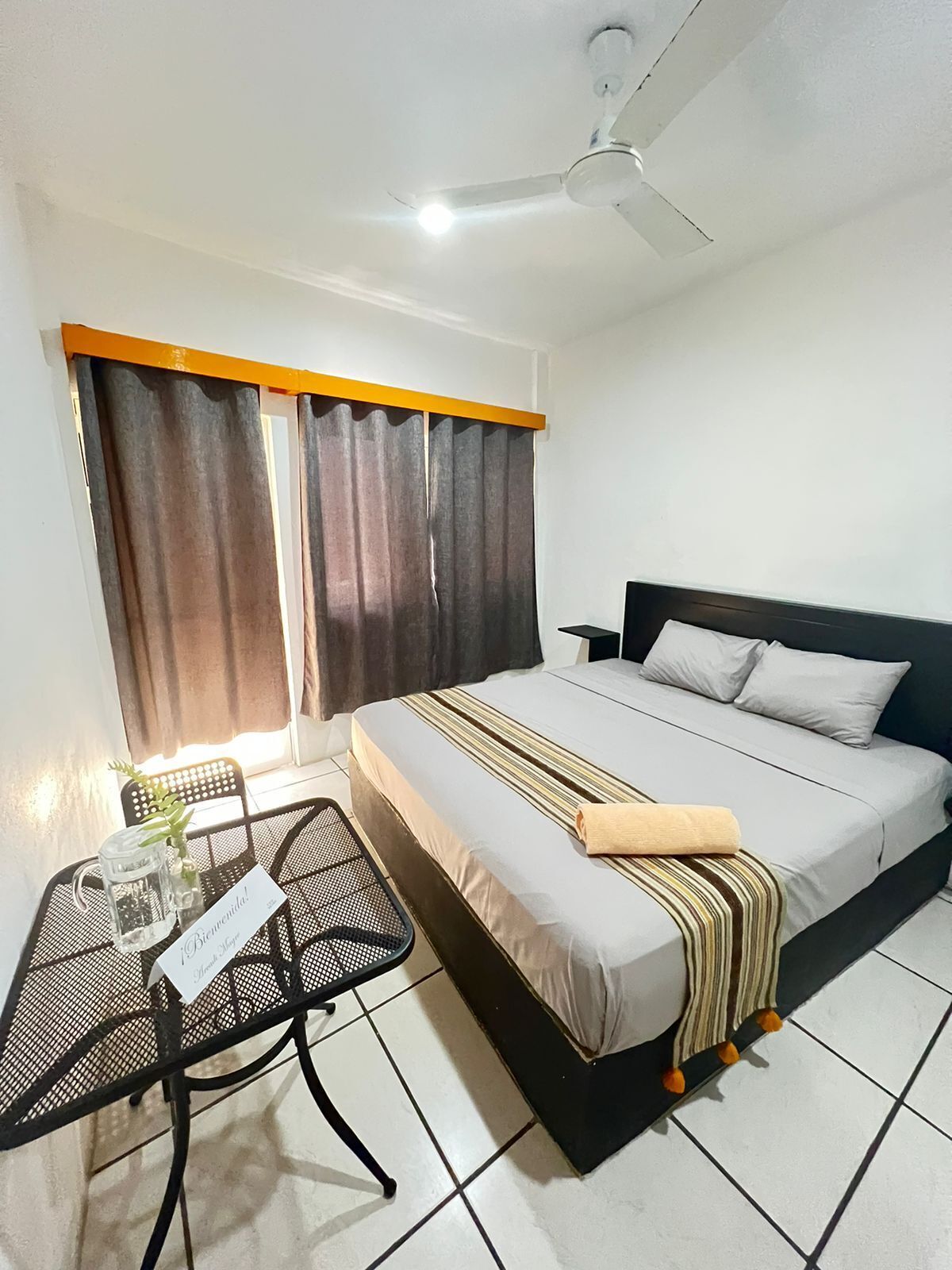 Foto - Room-private Room With King Size bed