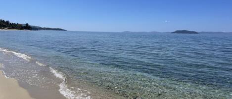 Maison, 4 chambres, balcon, vue jardin | Plage