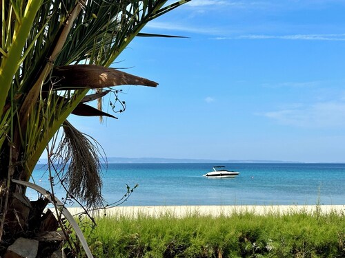 Stunning Beachfront Villa for Rent