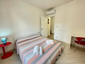 Apartment, 3 Bedrooms, Terrace | 3 bedrooms - Seafront Apartment in the Heart of Stintino (Stintino)