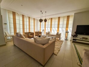 Villa, 3 Bedrooms, Accessible, Smoking | Ruang tamu