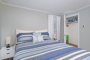 WiFi, bed sheets
