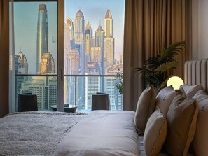 Iron/ironing board, WiFi, bed sheets - Breathtaking View Studio - Address Marina (Dubai)