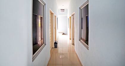 Hotel O Gurusinga Guesthouse