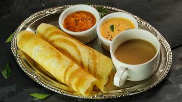 Petit déjeuner buffet compris tous les jours