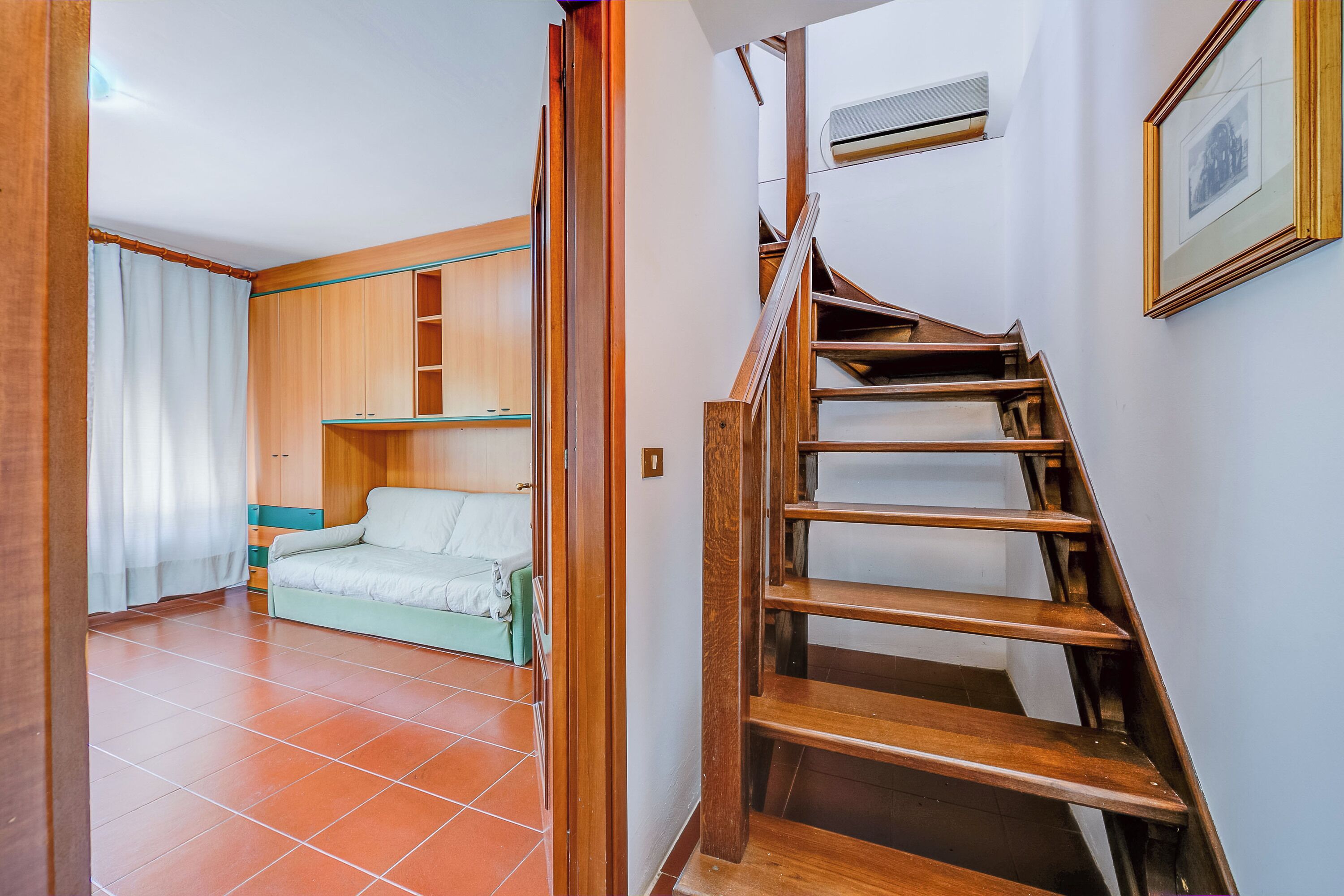 Rumah Keluarga, beberapa kamar, 2 kamar mandi, tepi gunung (Villa Breezy Way - Among Greenery) | Interior