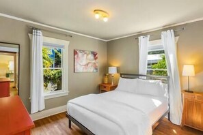 2 slaapkamers, een strijkplank/strijkijzer, wifi, beddengoed