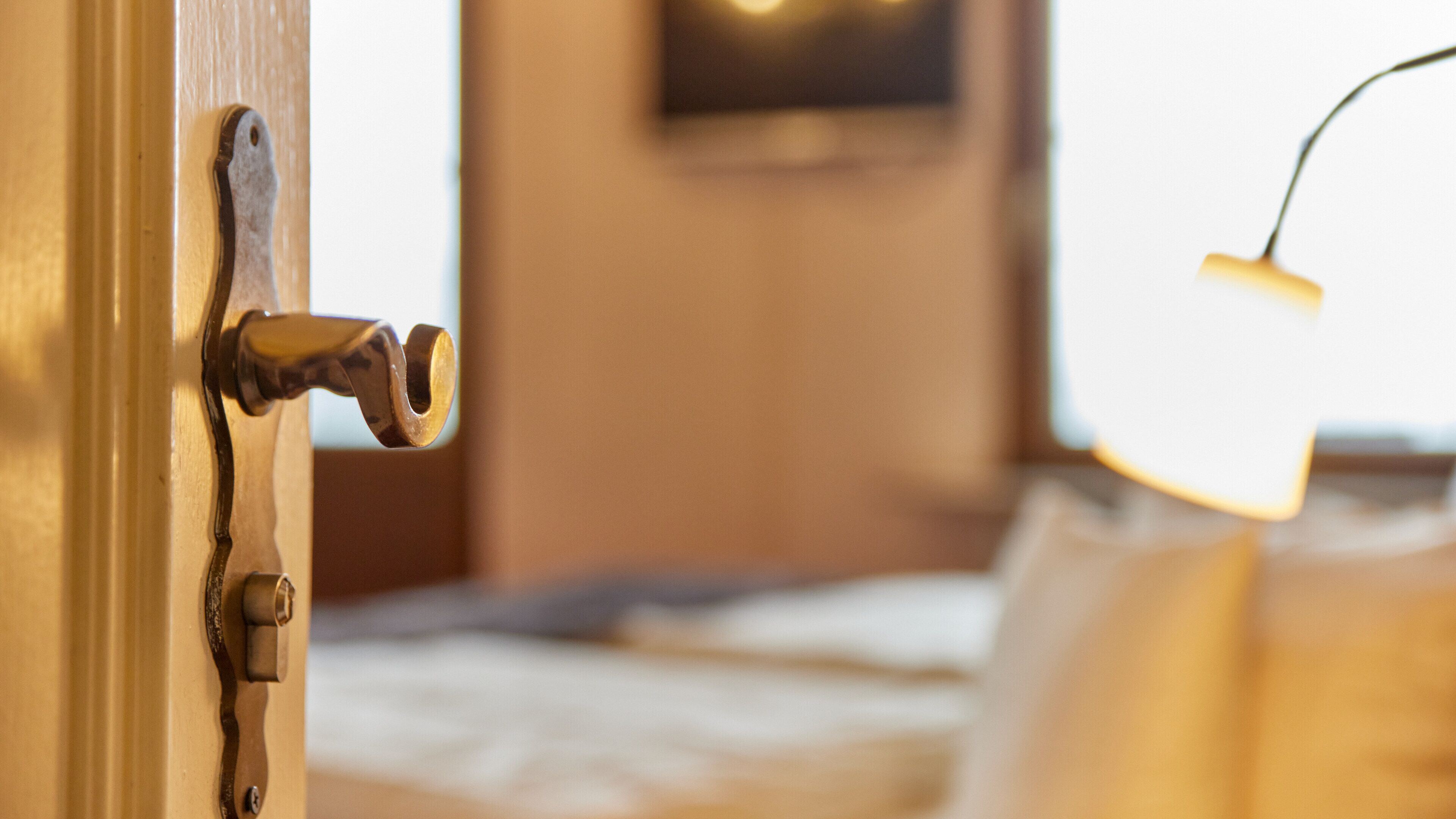 Literie hypoallergénique, minibar, coffres-forts dans les chambres