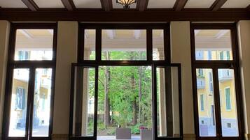 Basic-Apartment, Mehrere Betten | Blick von der Unterkunft