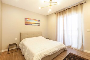1 bedroom, laptop workspace, iron/ironing board, bed sheets - Brand new 1BR in Central Malta (Pieta)