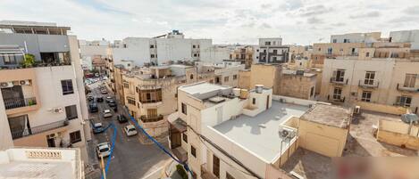 Basic-Apartment, 1 Doppelbett und Schlafsofa | Balkon