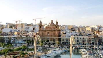 Basic Apartment, Multiple Beds | Property grounds