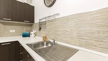 Basic-Apartment, Mehrere Betten | Eigene Küche