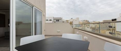 Lägenhet Basic - 1 dubbelsäng med bäddsoffa | Restaurang utomhus