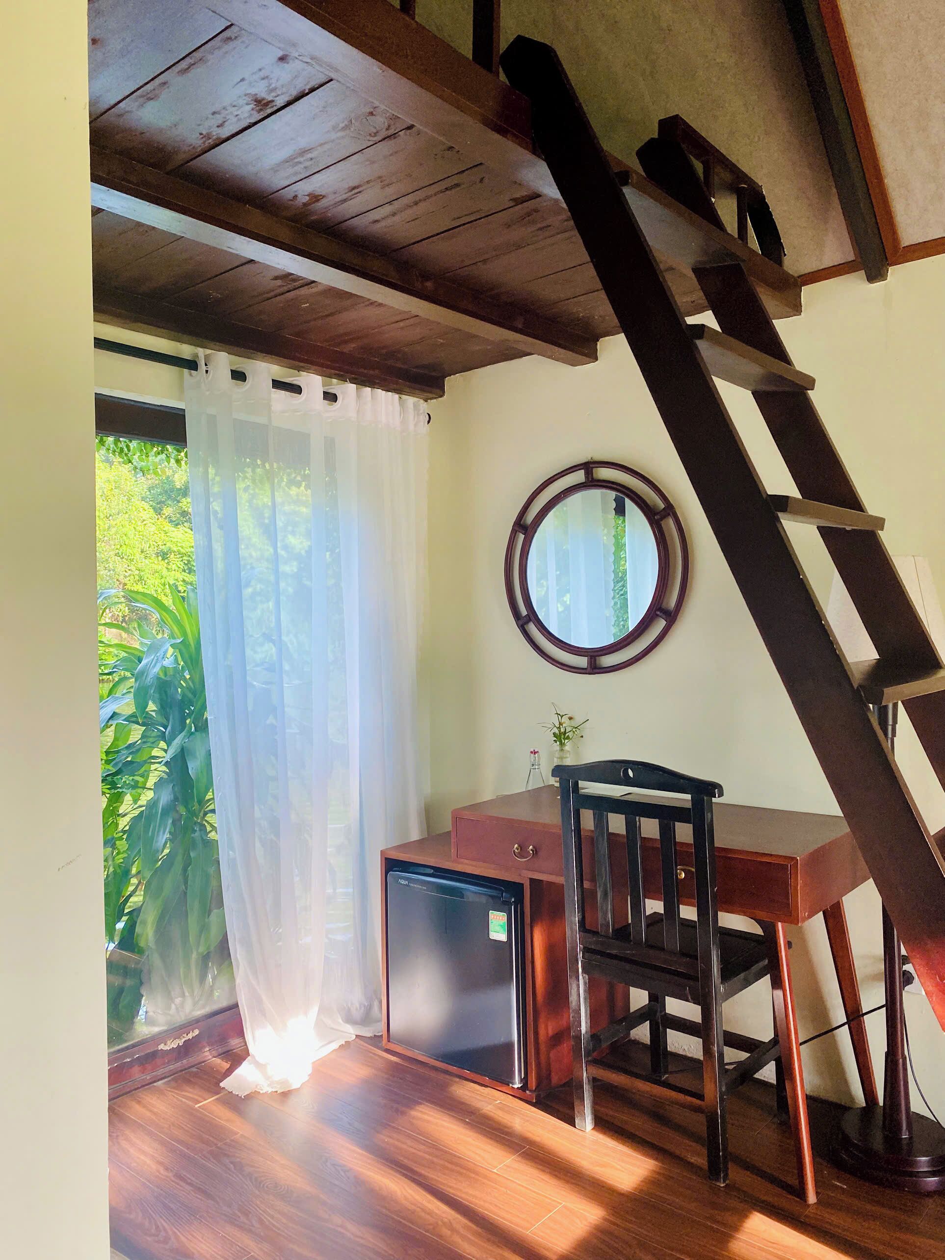 家庭平房, 1 间卧室, 山景, 山腰 | 免费迷你吧  物品、办公桌、笔记本电脑工作区、遮光窗帘