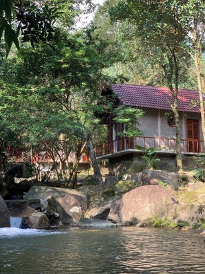 Chambre Familiale Double ou avec lits jumeaux, 1 chambre, balcon | Vue de la chambre