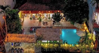Odyssey Hostel, Tours & Motorbikes Rental