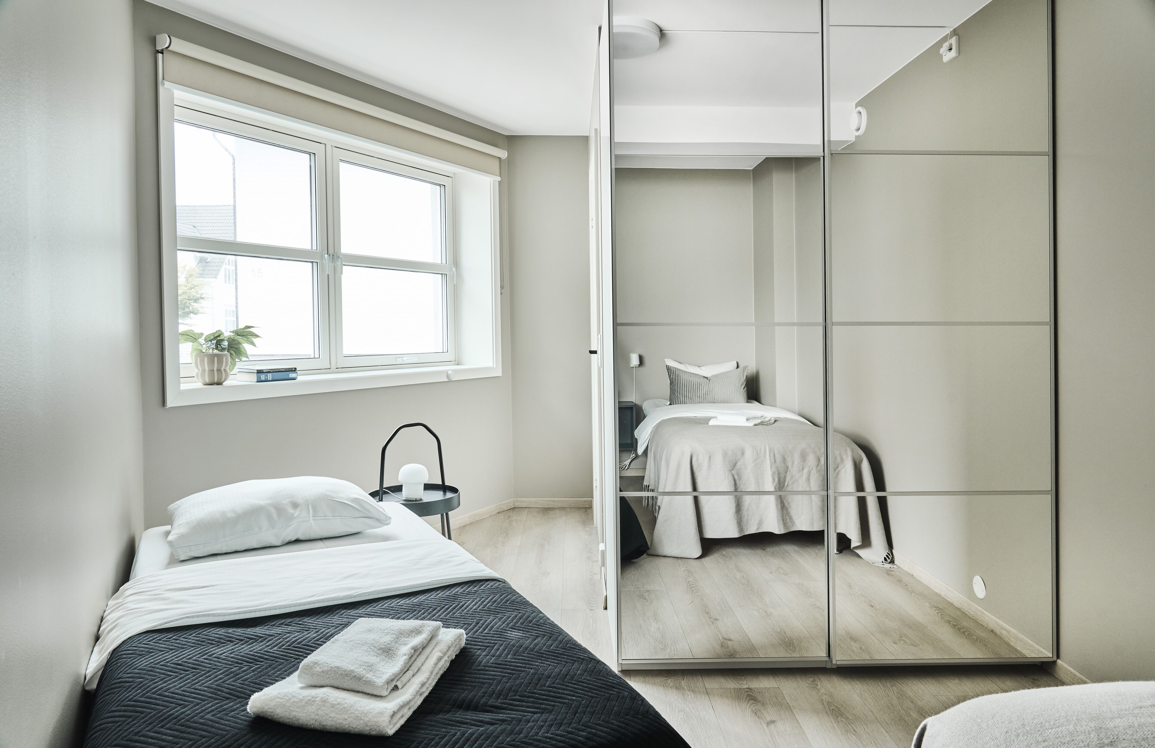 Superior Apartment | Hypo-allergenic bedding, blackout curtains, soundproofing