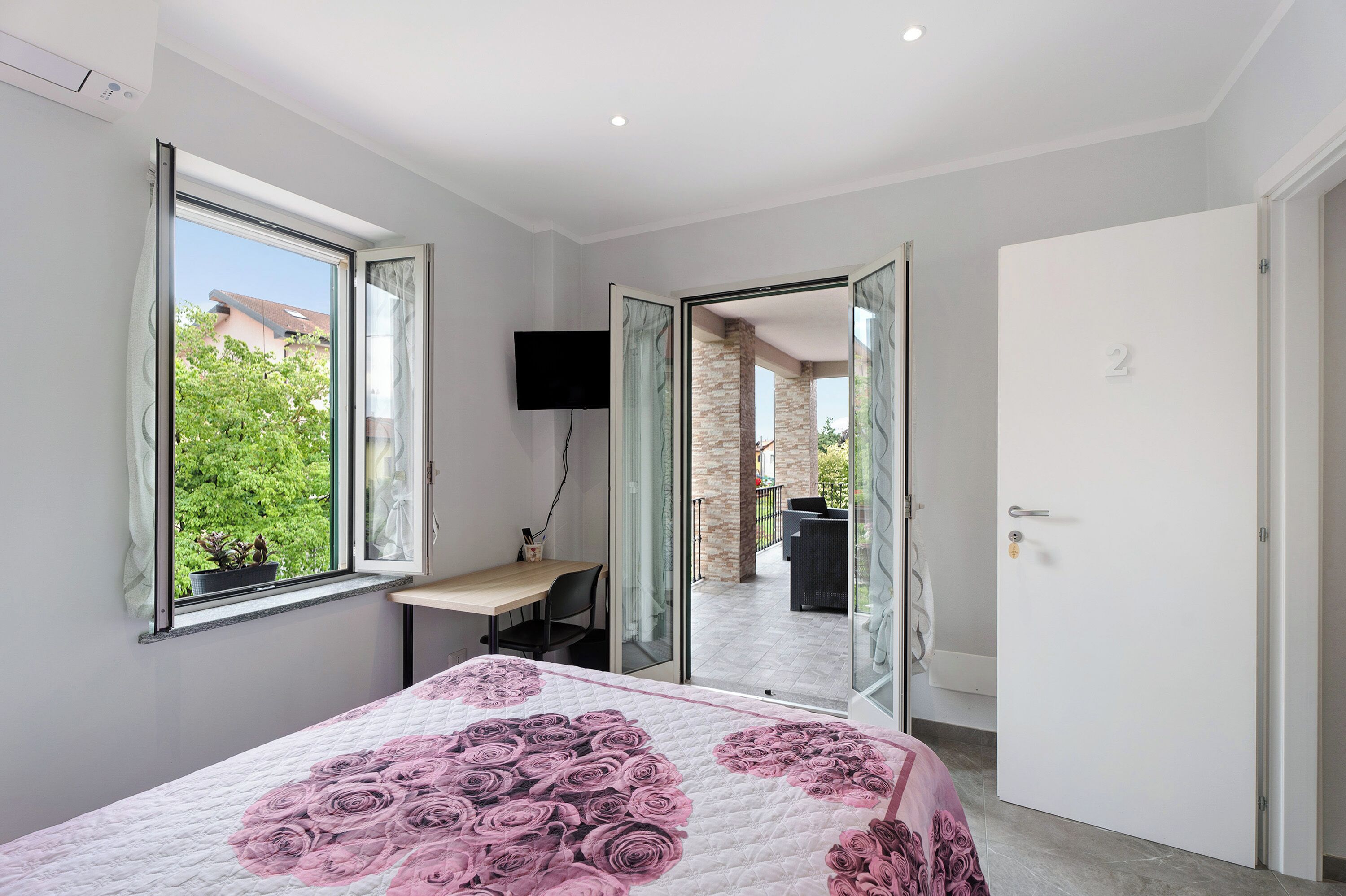 2 chambres, fer et planche à repasser, Wi-Fi gratuit, draps fournis